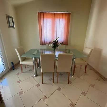 Edita Trogir With Private Pool