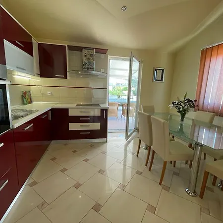 Edita Trogir With Private Pool * Plano