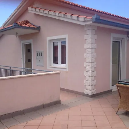 Edita Trogir With Private Pool Plano